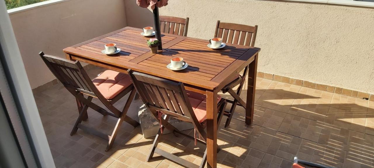 Apartment Anamaria シベニク エクステリア 写真